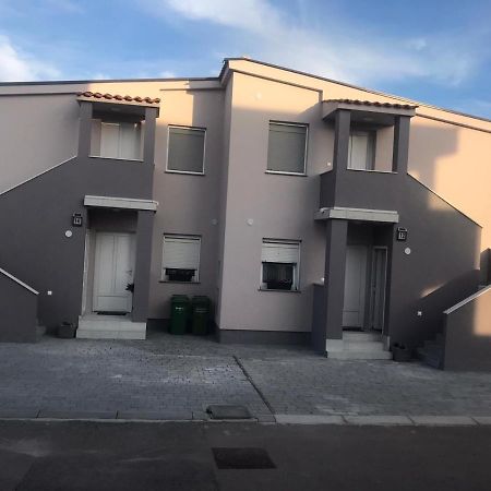 Apartman Petra 2 Vir Εξωτερικό φωτογραφία
