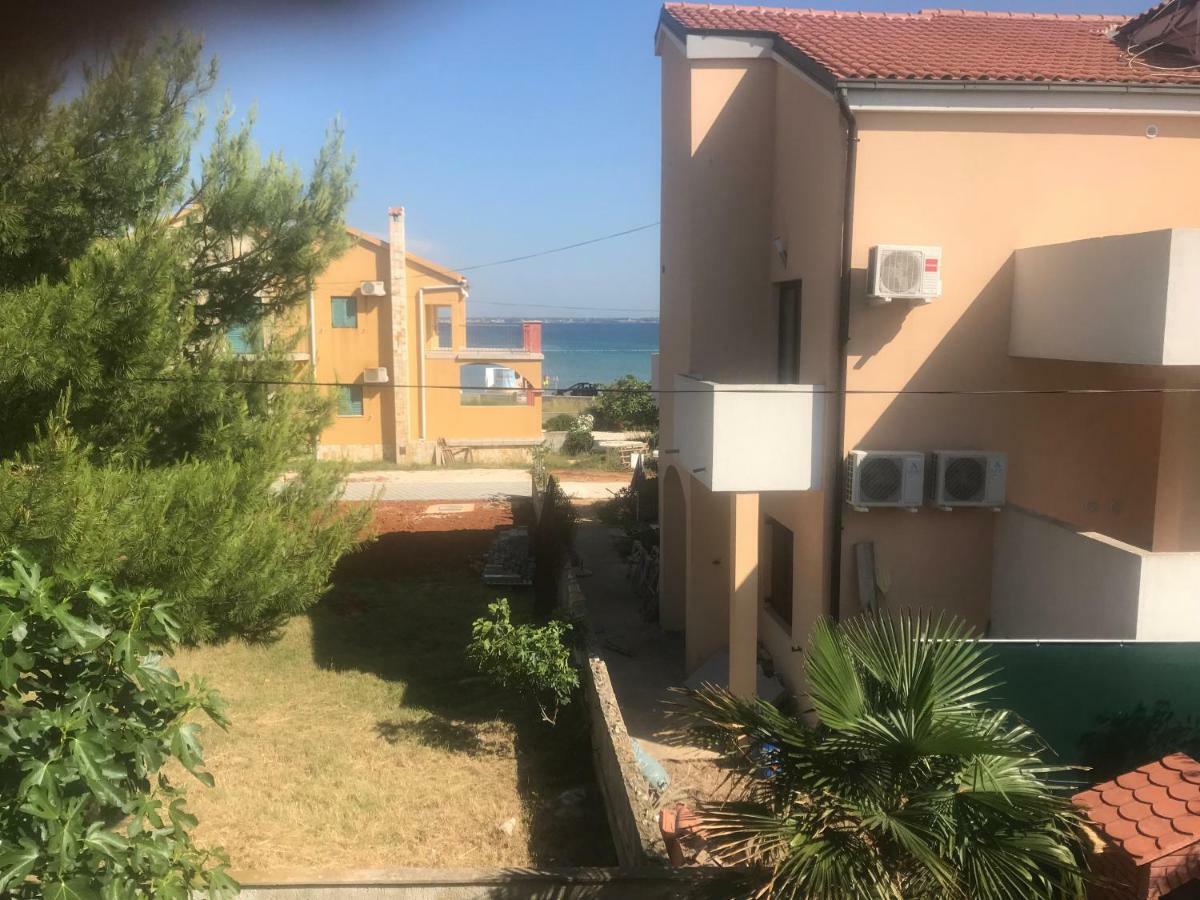 Apartman Petra 2 Vir Εξωτερικό φωτογραφία