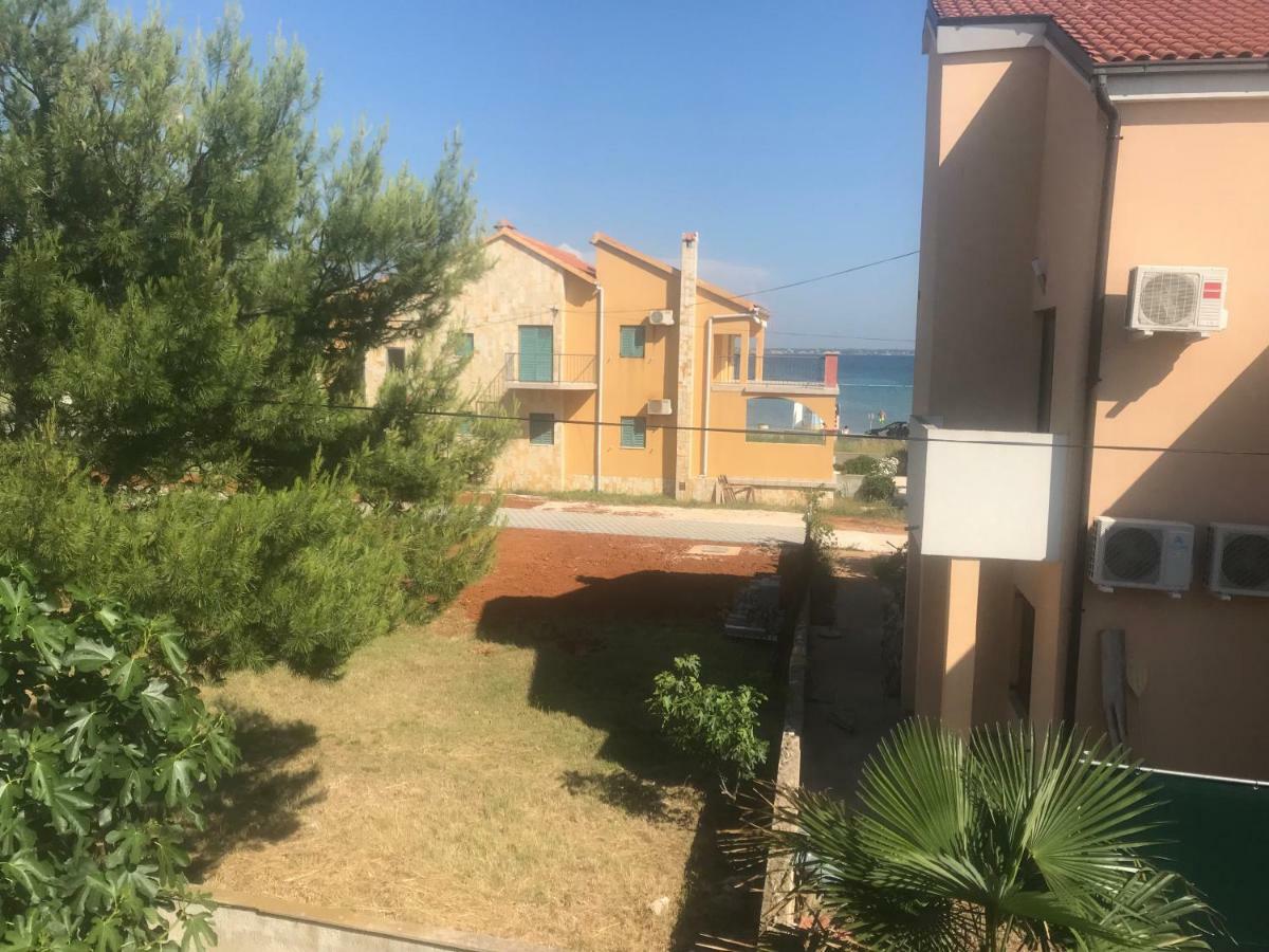 Apartman Petra 2 Vir Εξωτερικό φωτογραφία